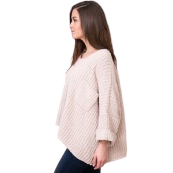 Pol Woman’s Beige Chunky Knit Pullover Oversized Soft pocket Sweater Size Large - Picture 4 of 13